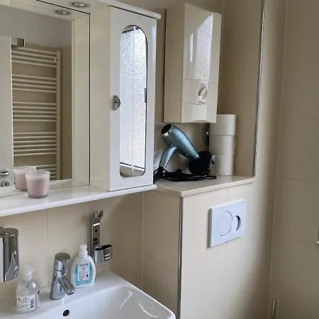 Cozy 6 At Cathedral Cologne