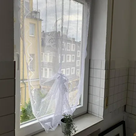 Cozy 6 At Cathedral * Cologne